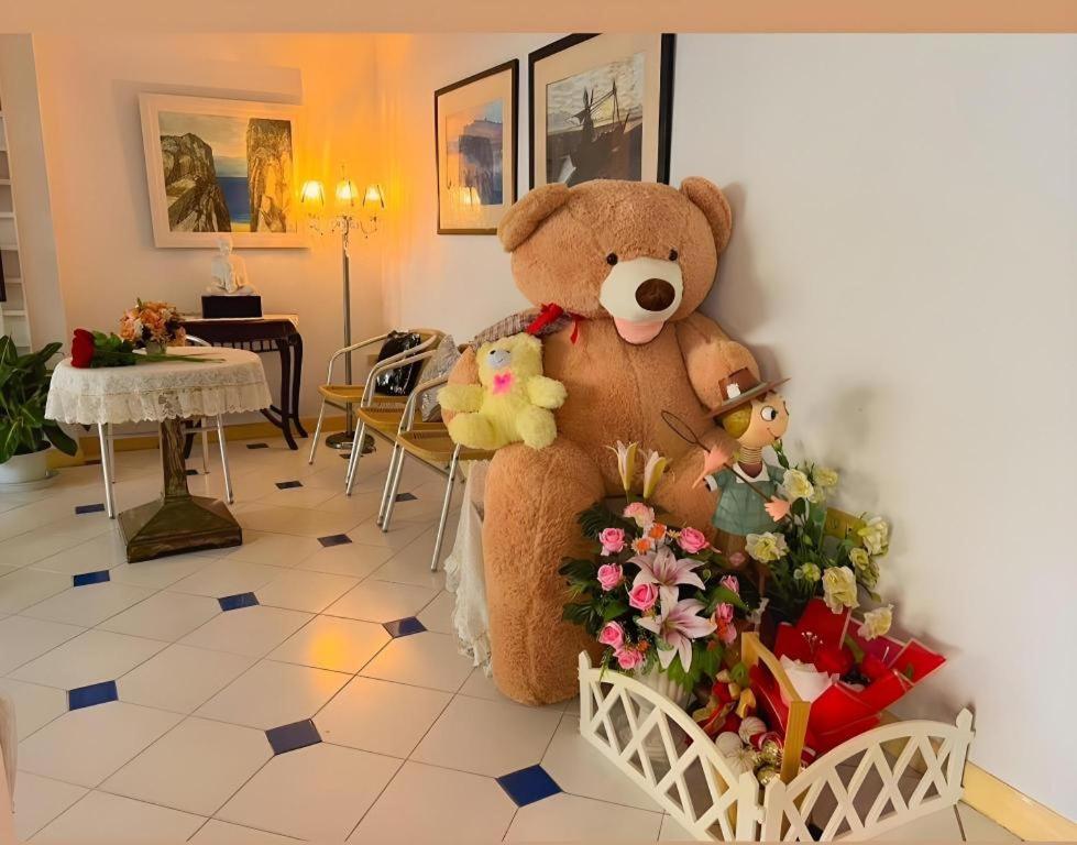 Central Place Hotel Районг Экстерьер фото
