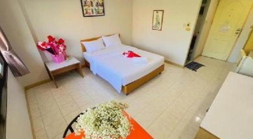 Central Place Hotel Районг Экстерьер фото